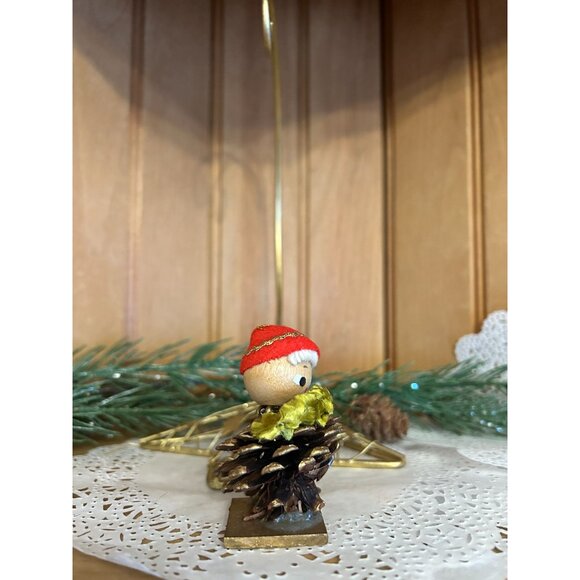 Vintage Elf Handmade Pinecone Christmas Ornament Red Hat - Picture 4 of 4